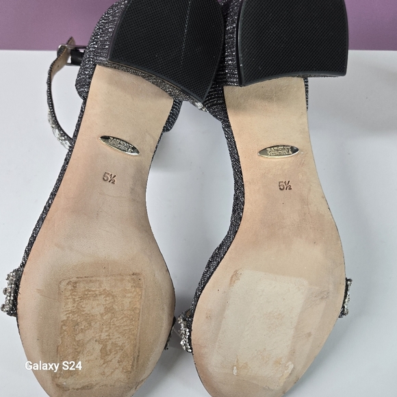 Badgley Mishka Kameryn Ankle Strap Embellished Sandals Pewter Size 5.5 - Picture 9 of 9